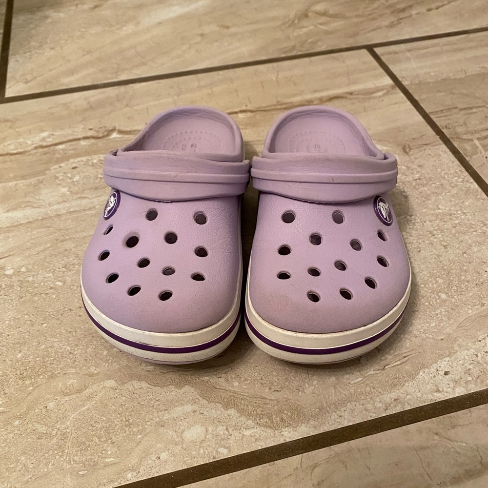 Croc’s Girls Size 9 Shoe